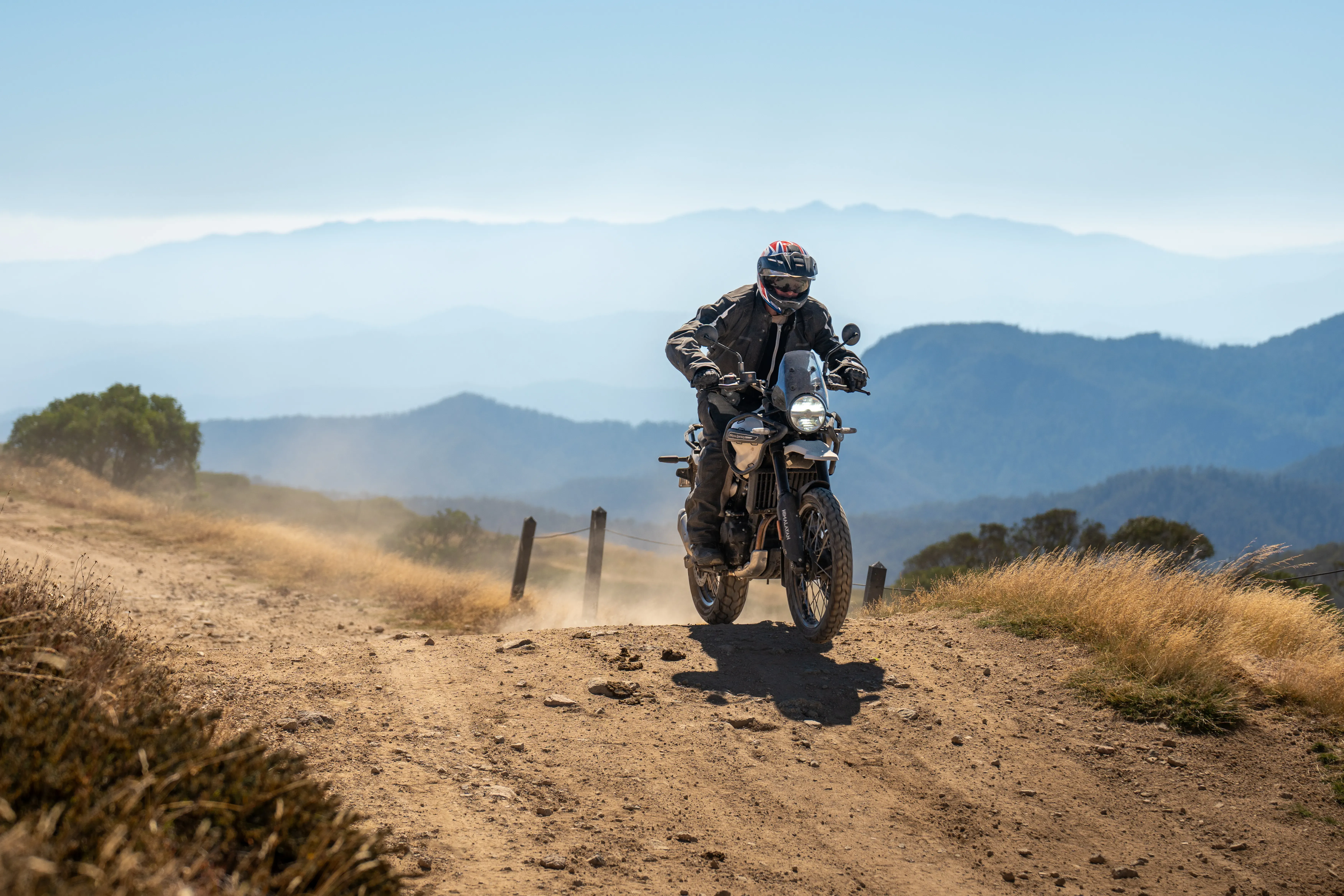 Секреты роскошной классики Royal Enfield Himalayan 450.